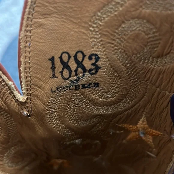 Lucheses Cowboy Boots - Picture 2 of 7